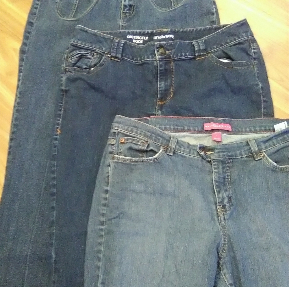 (3) Pair Jeans